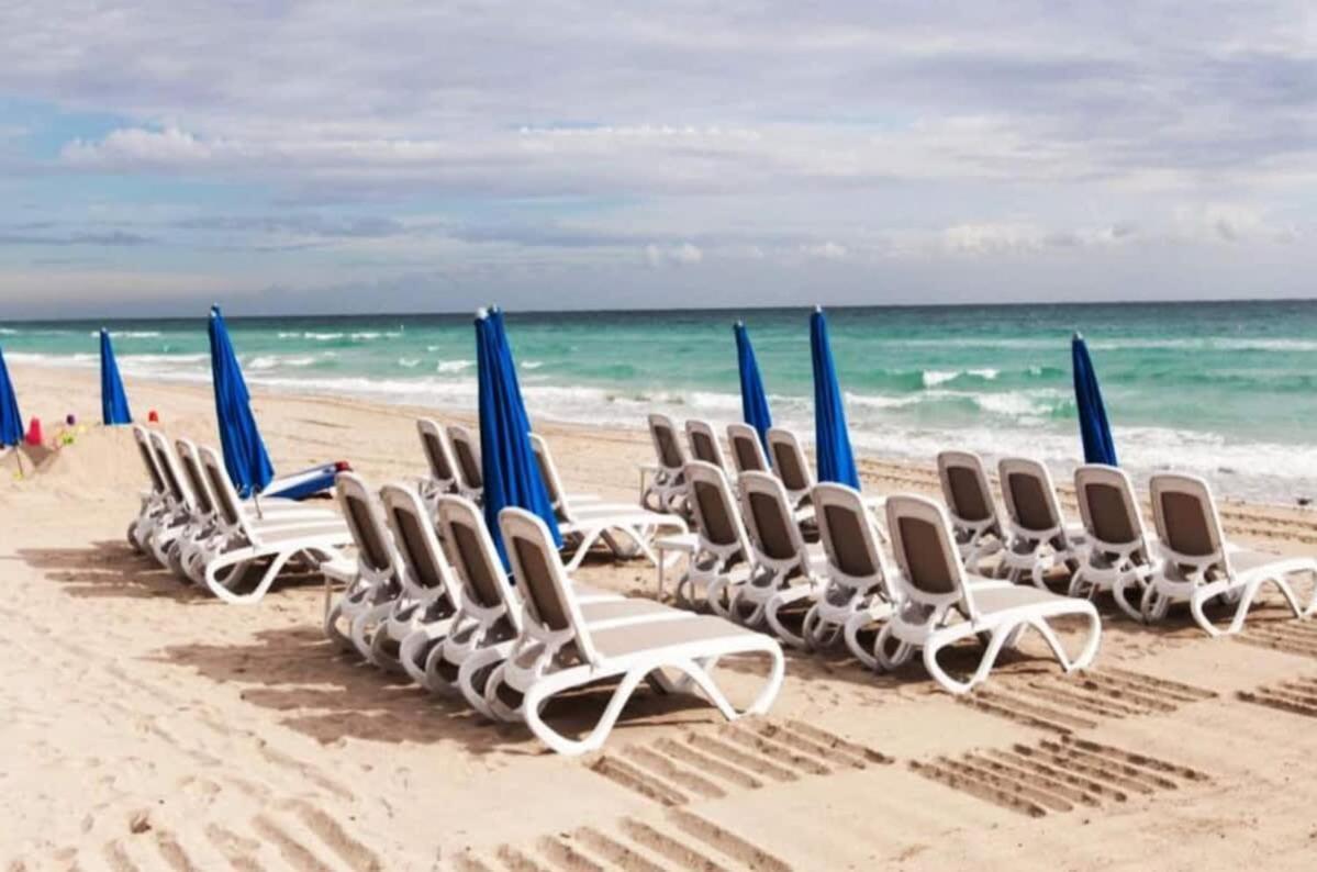 Beachfront Resort Pool Ocean View Balcony 迈阿密海滩 外观 照片